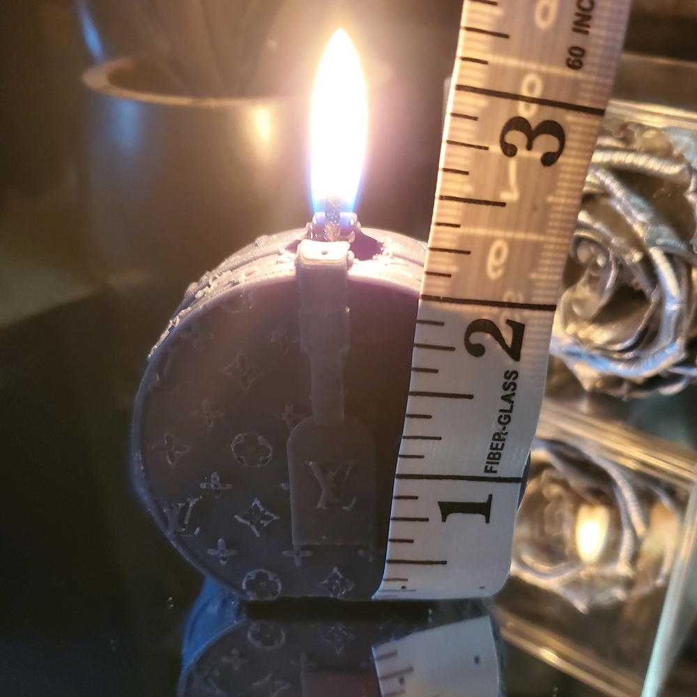 3 Handbag-themed Soy Candles! - Picture 9 of 11